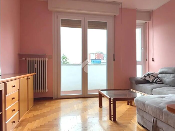 Appartamento trilocale in vendita in Via Forni di Sotto, Udine