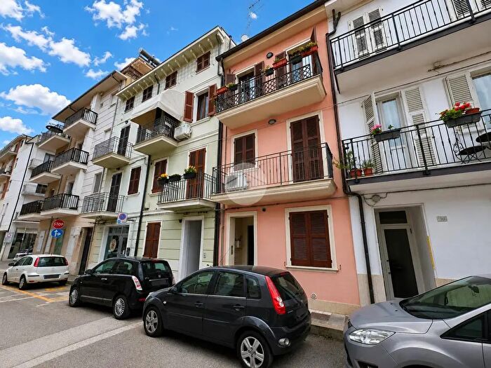 Appartamento trilocale in vendita in Via della Carena, Civitanova Marche