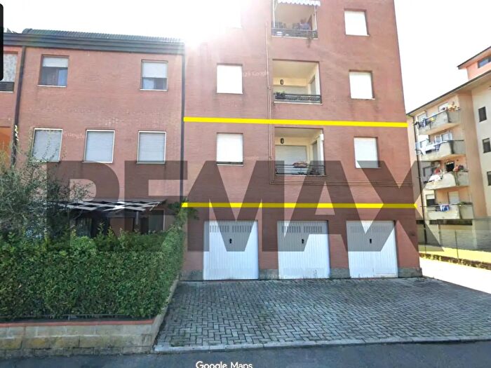 Appartamento quadrilocale in vendita in Via Salvatorelli G, Prato