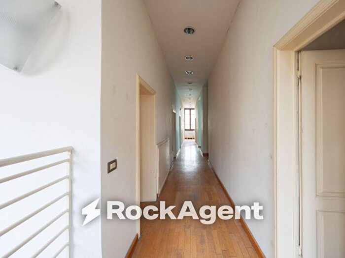 Casa con 6 locali in affitto in Piazzetta Spirito Santo, Piazza della Sala, Pistoia