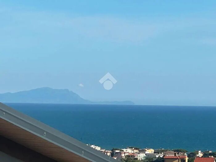 Casa quadrilocale in vendita in Via Festarola, Minturno