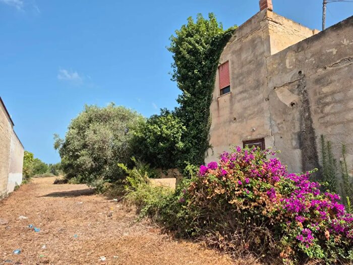 Casa con 8 locali in vendita in Contrada Spagnola, Marsala