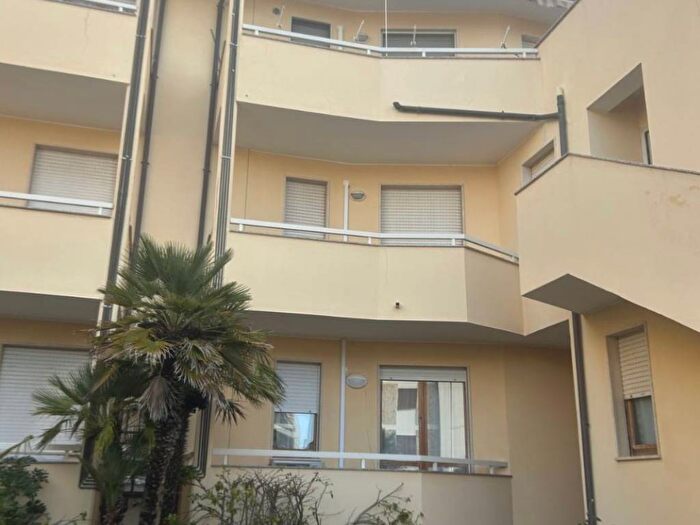 Appartamento trilocale in affitto in Via Carbia, Mercede Calabona, Alghero