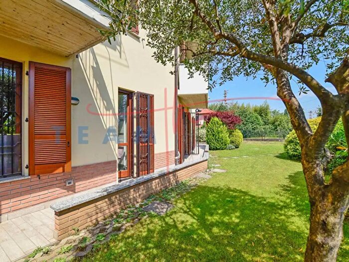 Appartamento trilocale in vendita in Seregno