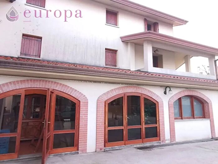 Casa con 5 locali in vendita in Via Cesiol, San Quirino