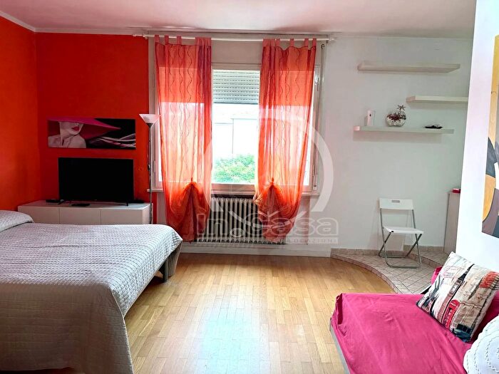 Appartamento con 5 locali in vendita in Zona San Biagio Ravenna, Ravenna