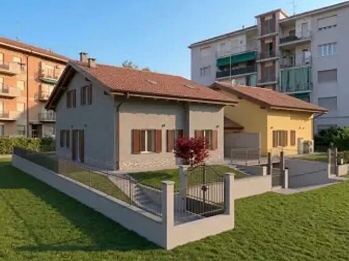 Casa con 5 locali in vendita in Strada Laverdina, Asti