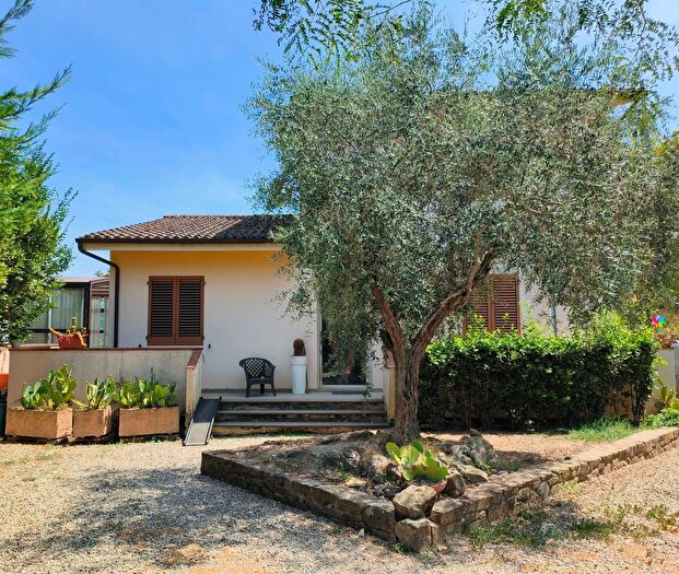 Casa con 7 locali in vendita in a Benedetto Croce, Castelfiorentino