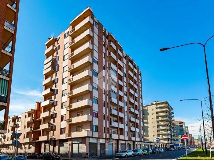 Appartamento bilocale in vendita in Corso Grosseto, Torino