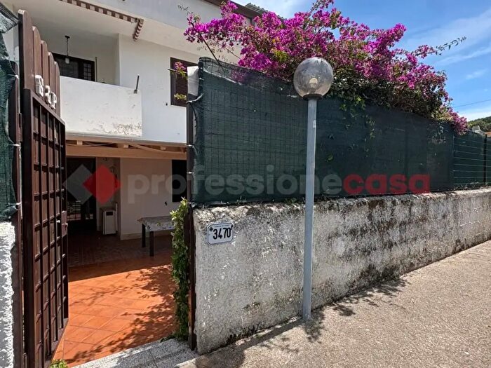 Appartamento bilocale in vendita in Via SantAntonio, Fondi