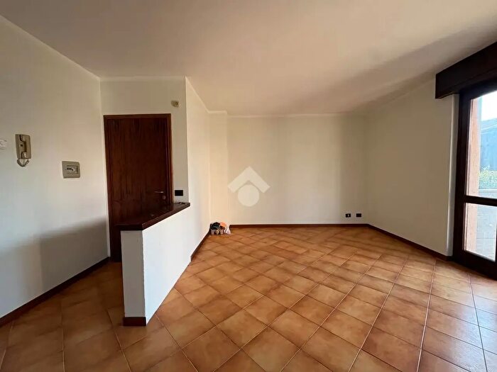 Appartamento trilocale in vendita in Via XXV Aprile, Villongo