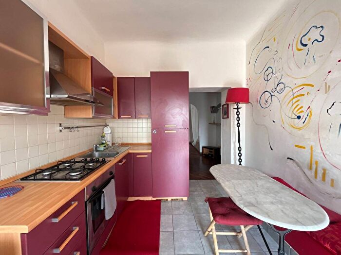 Appartamento trilocale in affitto in Via Vincenzo Forcella, Navigli Darsena, Milano