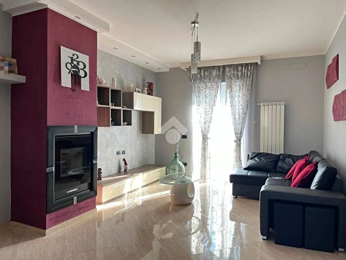 Appartamento trilocale in vendita in Via Enrico Fermi, Quarto