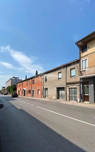 Appartamento con 5 locali in vendita in Via Giuseppe Mazzini, Cattolica