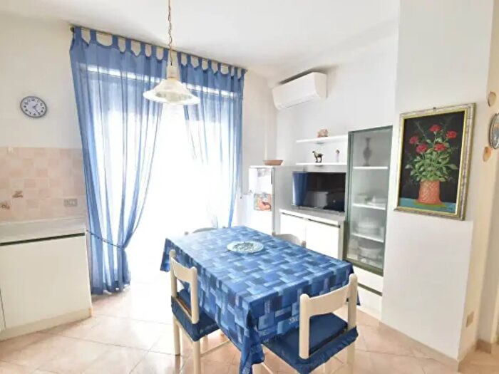 Appartamento bilocale in affitto in Via Giosuè Carducci, Loano