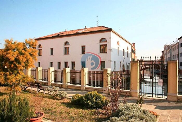 Appartamento monolocale in vendita in Calle Ferrando, Venezia