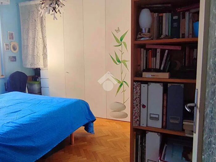 Appartamento trilocale in vendita in Via Pola, Ferrara