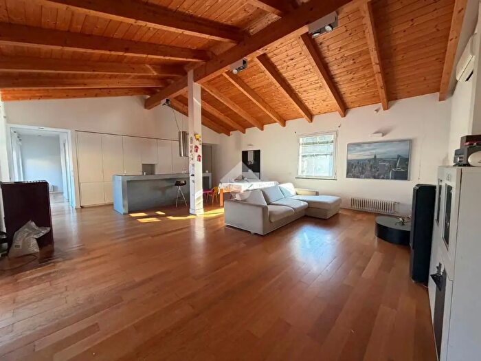 Appartamento quadrilocale in affitto in Corso Umberto I, Marano Di Napoli