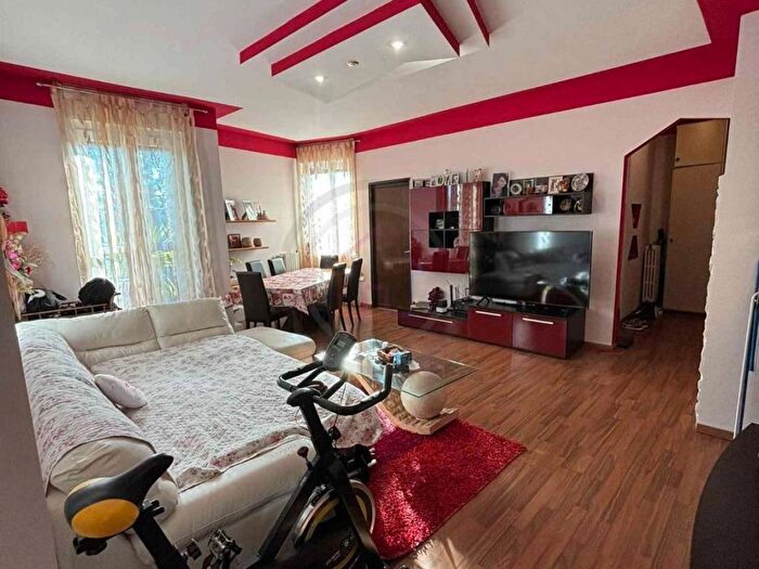 Appartamento quadrilocale in vendita in Via Sabotino, BovisioMasciago