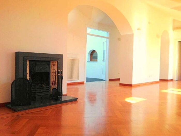 Casa quadrilocale in affitto in via Lorenzo Mascheroni, Pagano, Milano