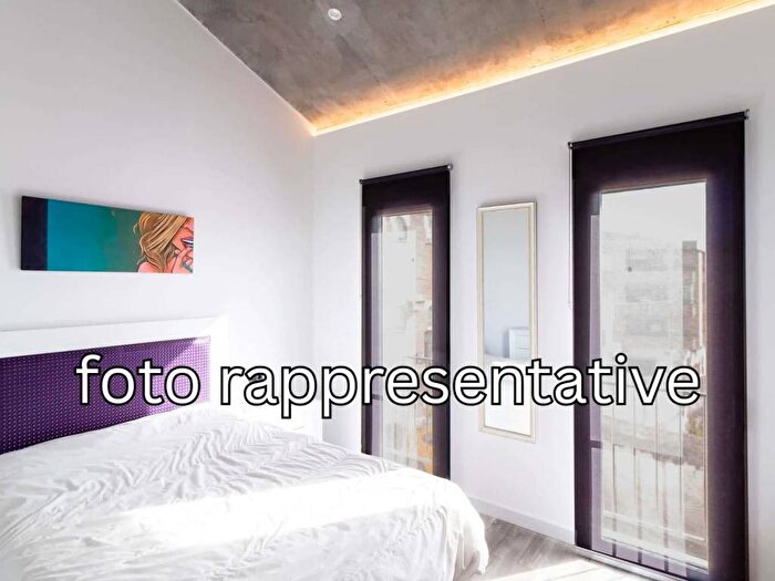 Appartamento bilocale in affitto in Via Paolo Frisi, Porta Venezia, Milano