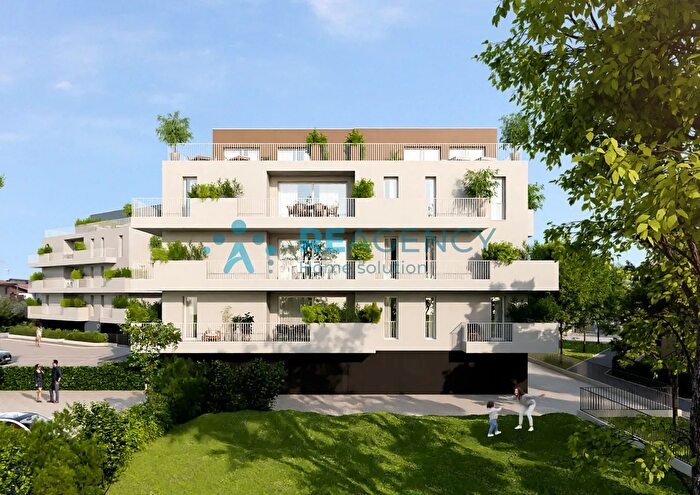 Appartamento quadrilocale in vendita in Via Fogazzaro, Creazzo