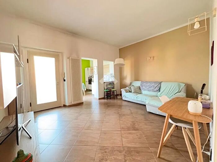 Appartamento trilocale in vendita in Via Cesare Battisti, San Mauro Torinese