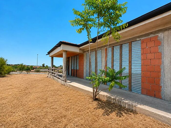 Casa con 6 locali in vendita in Mascalucia