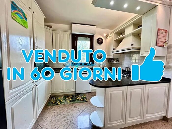 Appartamento con 5 locali in vendita in Via Sandro Pertini b San Martino in Rio Re, San Martino In Rio