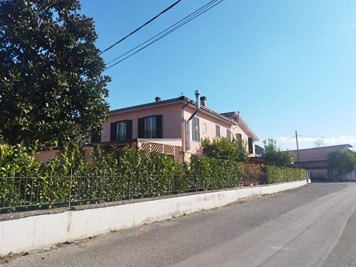 Appartamento bilocale in affitto in Via Abate Rea, Pastenelle Pacitti Sprumaro, Cervaro