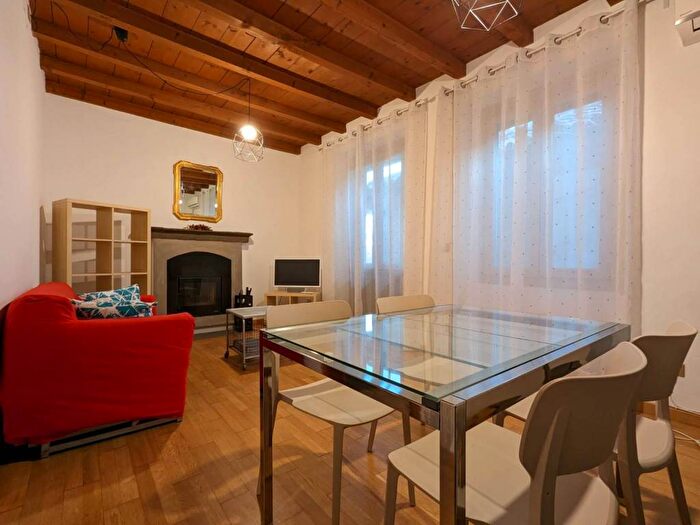 Appartamento bilocale in affitto in Via Alboino, Centro Storico, Pavia