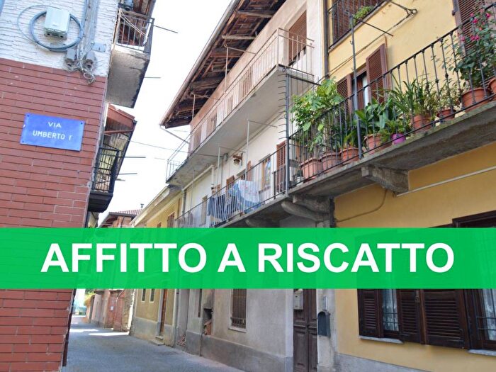 Appartamento con 5 locali in affitto in Via del Castello, Centro, Rocca Canavese