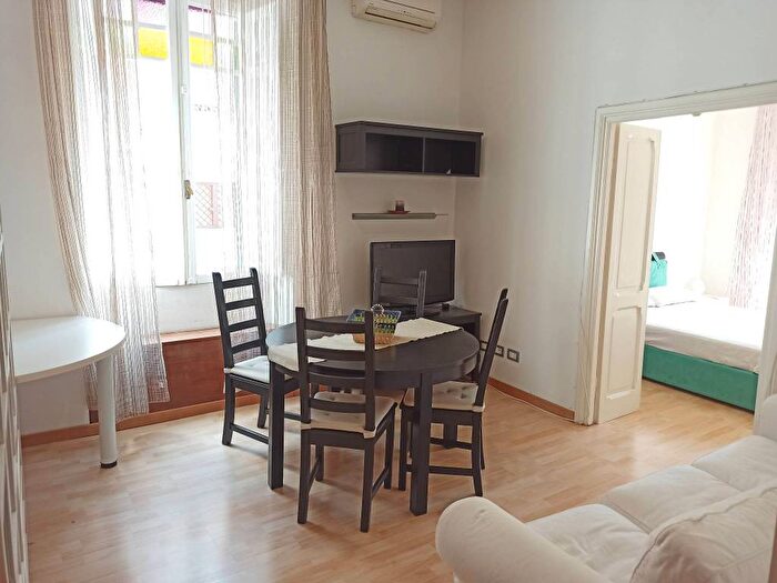 Appartamento bilocale in affitto in Circonvallazione Appia, Appio Latino, Roma