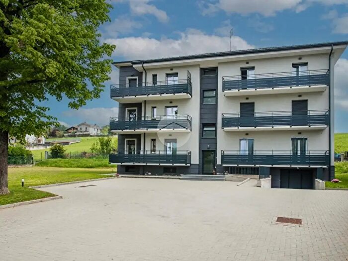 Appartamento trilocale in vendita in Via Coazze, Giaveno
