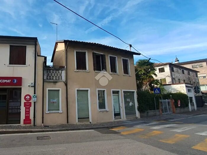 Appartamento bilocale in vendita in Via Nazionale, Spresiano