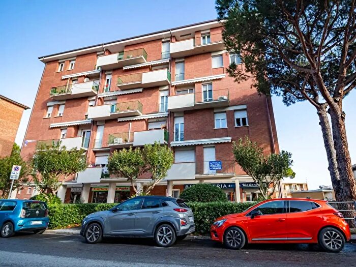 Appartamento con 6 locali in vendita in Pisa