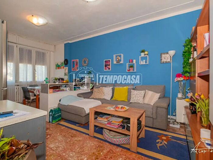 Appartamento trilocale in vendita in Modena