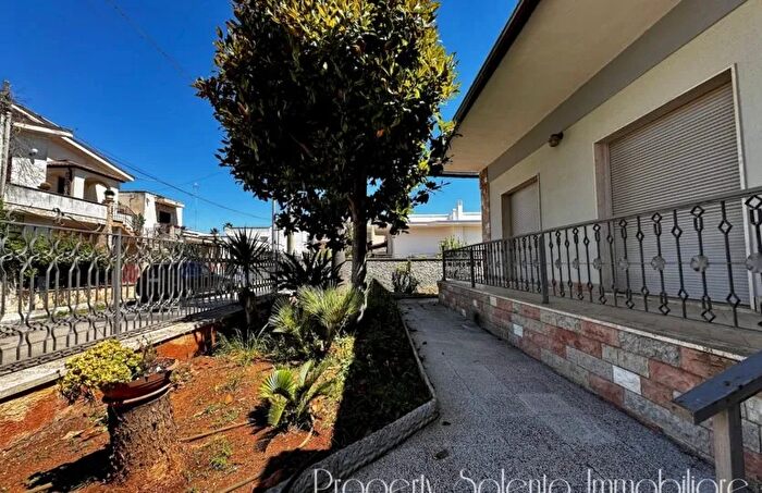 Case in Vendita e in Affitto - 2