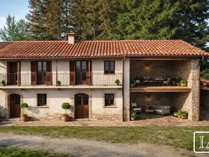 Casa con 6 locali in vendita in Via Bergera, Bagnolo Piemonte