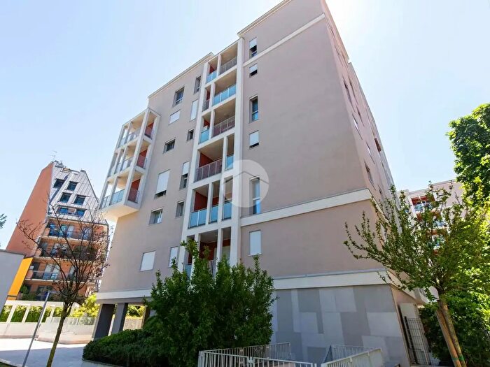 Appartamento bilocale in vendita in Via Quarto Cagnino, Milano