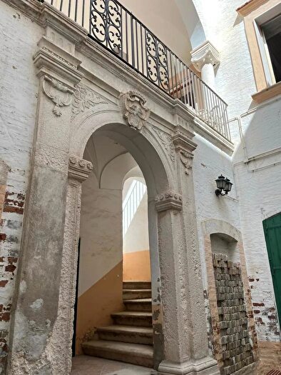 Appartamento con 10 locali in vendita in Via Don Felice Canelli, San Severo