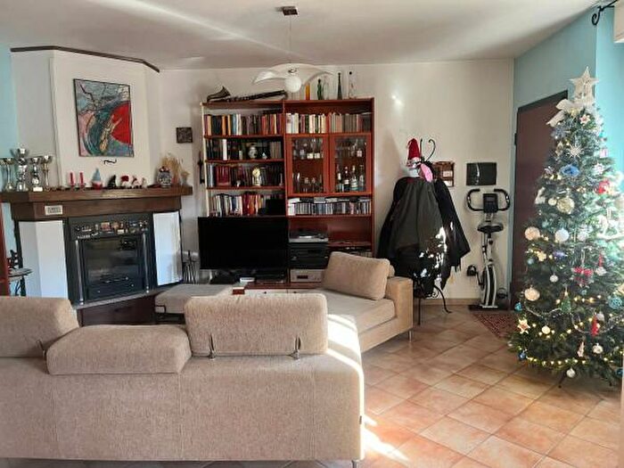 Appartamento quadrilocale in vendita in Via San Tommaso, Urbino