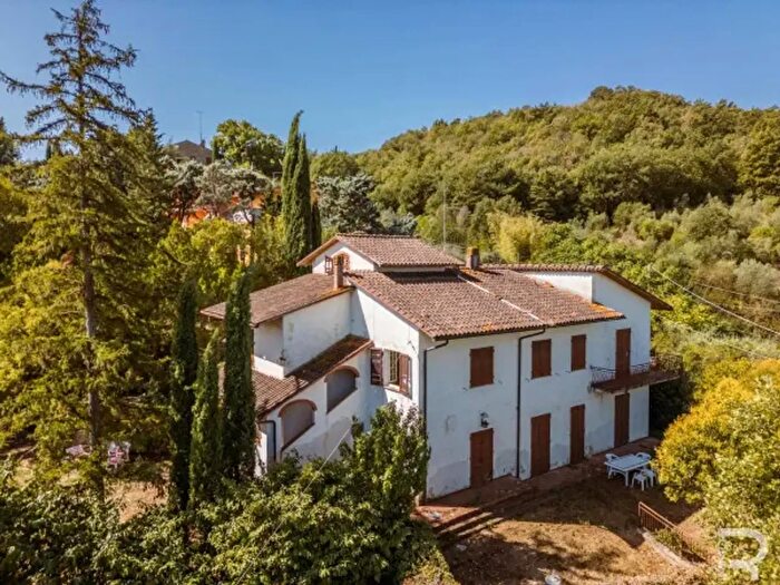 Casa con 6 locali in vendita in Località Bagnaia, Arezzo