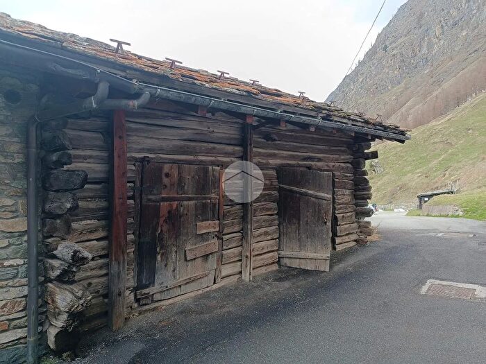Casa bilocale in vendita in Frazione Tignet, Valsavarenche