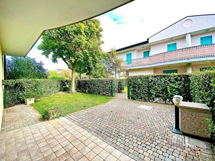 Casa bilocale in vendita in Viale dei Gabbiani, Caorle