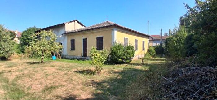 Case in Vendita e in Affitto - 3