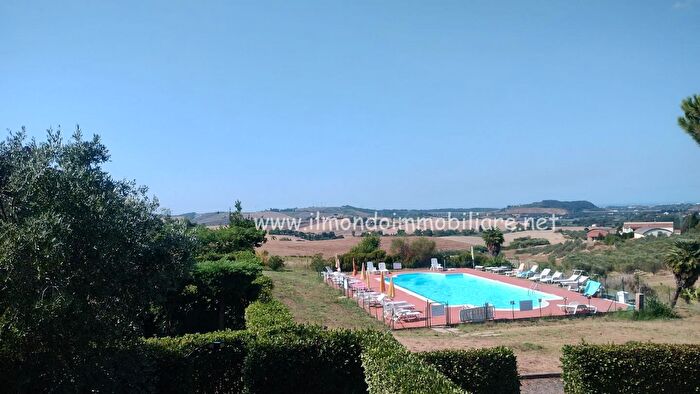 Appartamento bilocale in vendita in Castellina Marittima