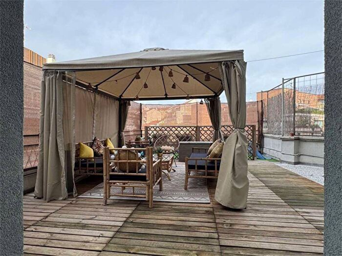 Appartamento trilocale in affitto in Via Losanna, Sempione, Milano