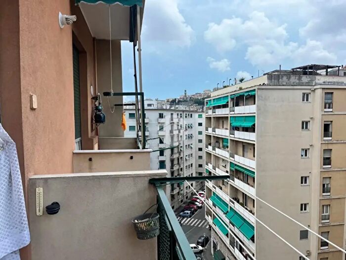 Appartamento bilocale in vendita in Piazza Francesco Guicciardini, Genova