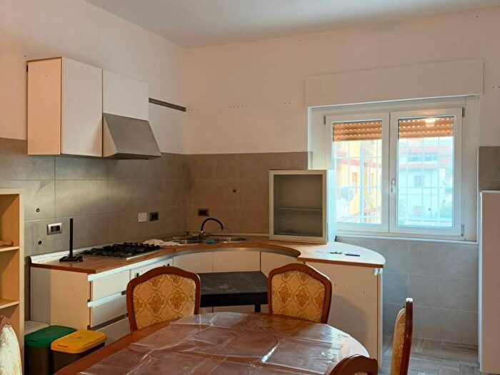 Appartamento quadrilocale in affitto in Via Maremmana Inferiore, Villanova, Guidonia Montecelio